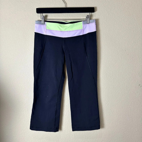 LULULEMON Gather & Crow Split Back Cropped Leggings Running TIghts - size 8 - Picture 5 of 6